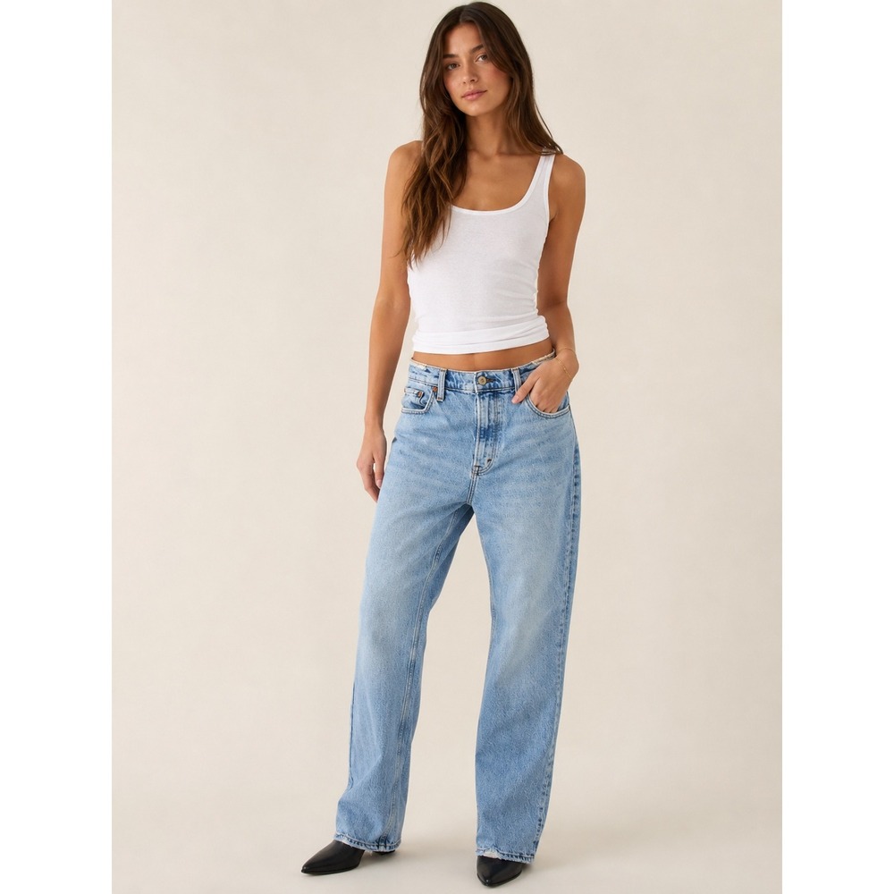 Abercrombie & Fitch Womens Jeans 28 Light Wash 90s Straight Ultra High Rise